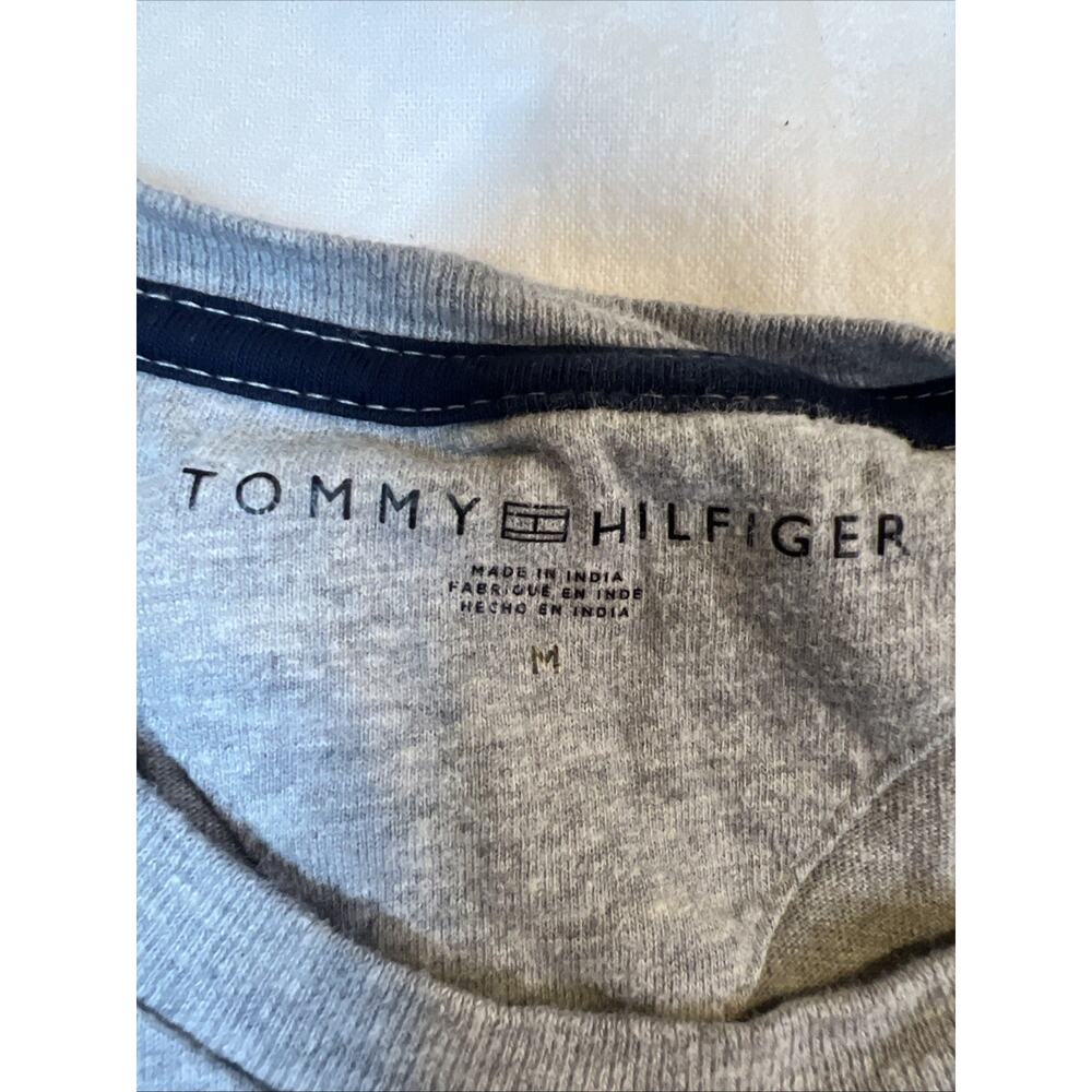 Tommy Hilfiger‎ Short Sleeve T Shirt Casual Graphic Tee Size M Gray - Picture 3 of 9